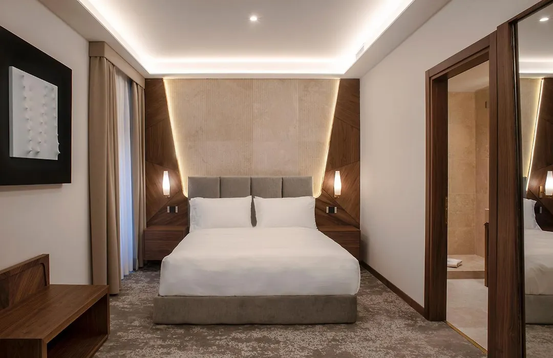 Hotel Via Veneto-1