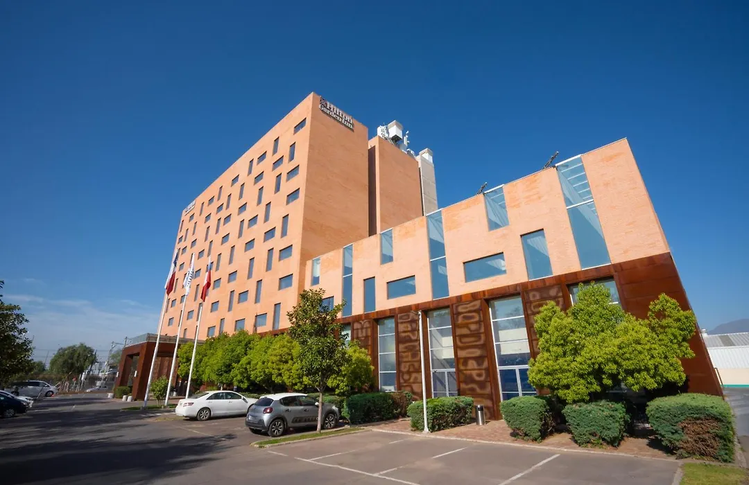 Hilton Garden Inn Santiago Airport-1