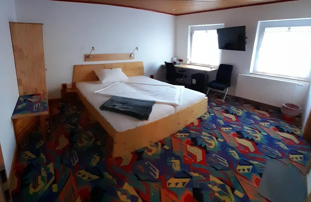 Smile Hotel-1