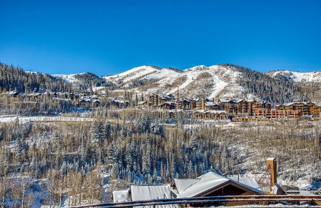 Black Bear Lodge-1