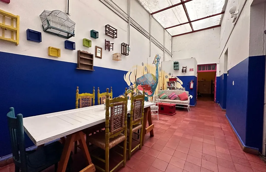 Hostel Home-1