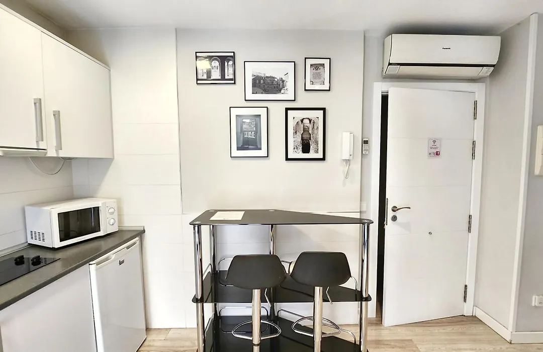 Cervantes Apartamentos-1
