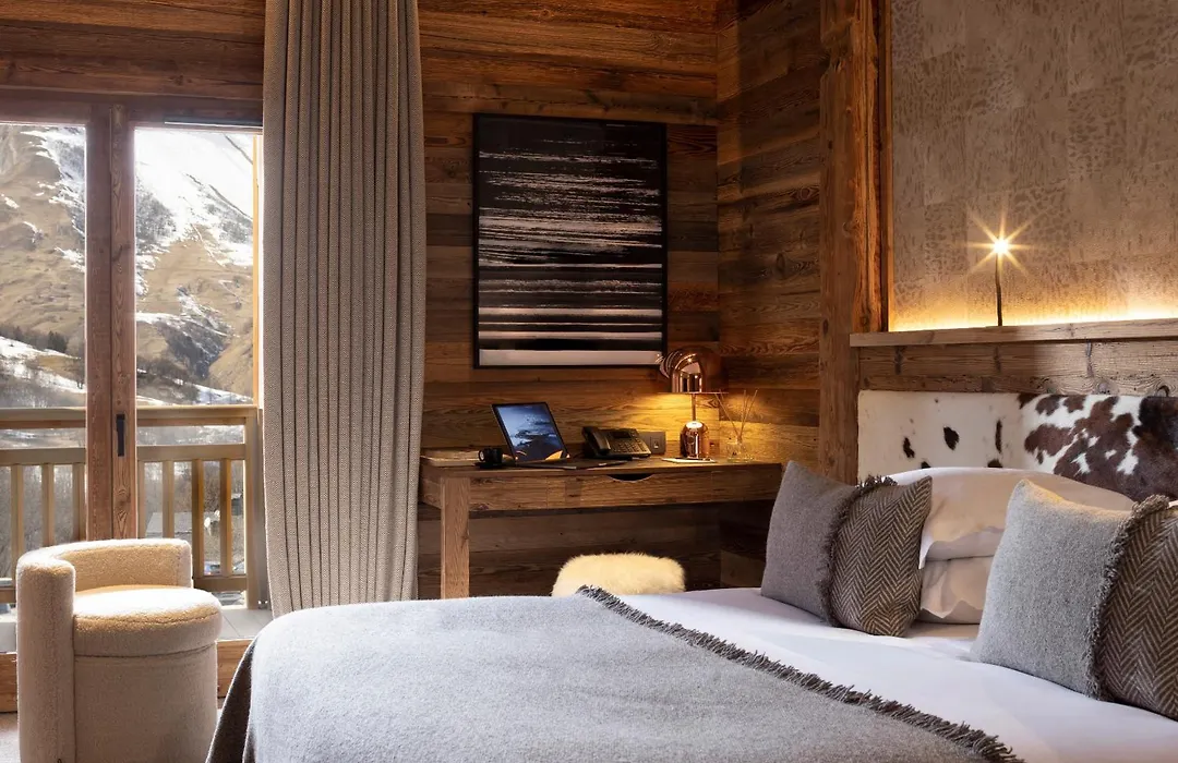 M Lodge & Spa-1