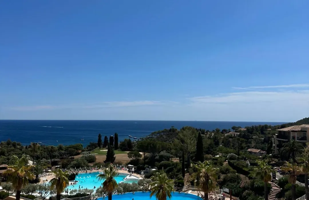 Cap Esterel Vue Mer Et Climatise-1
