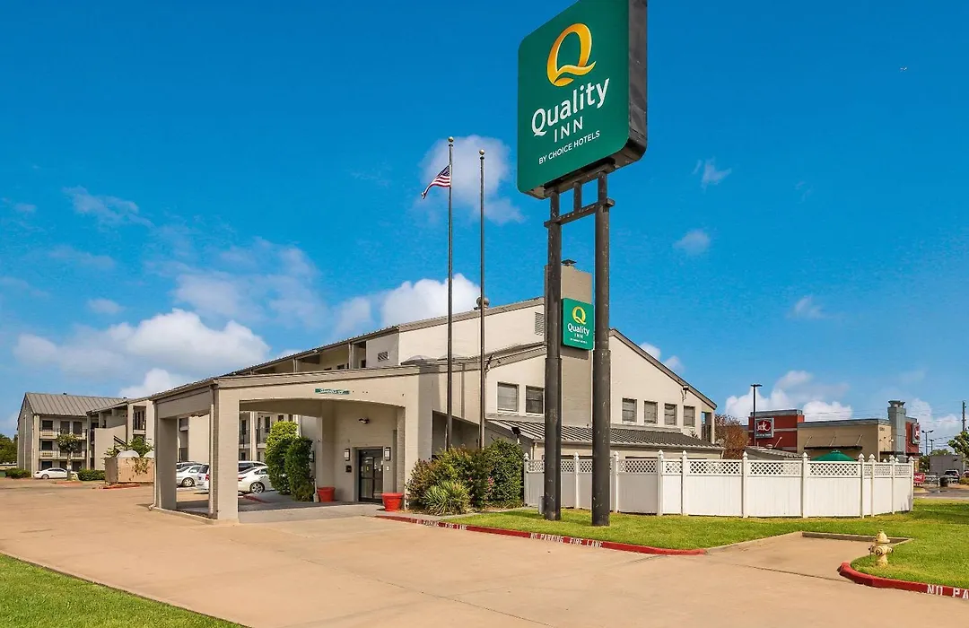 Quality Inn Tulsa Central-1