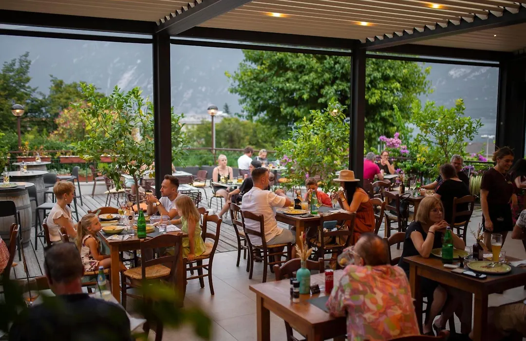Hotel Limone-1