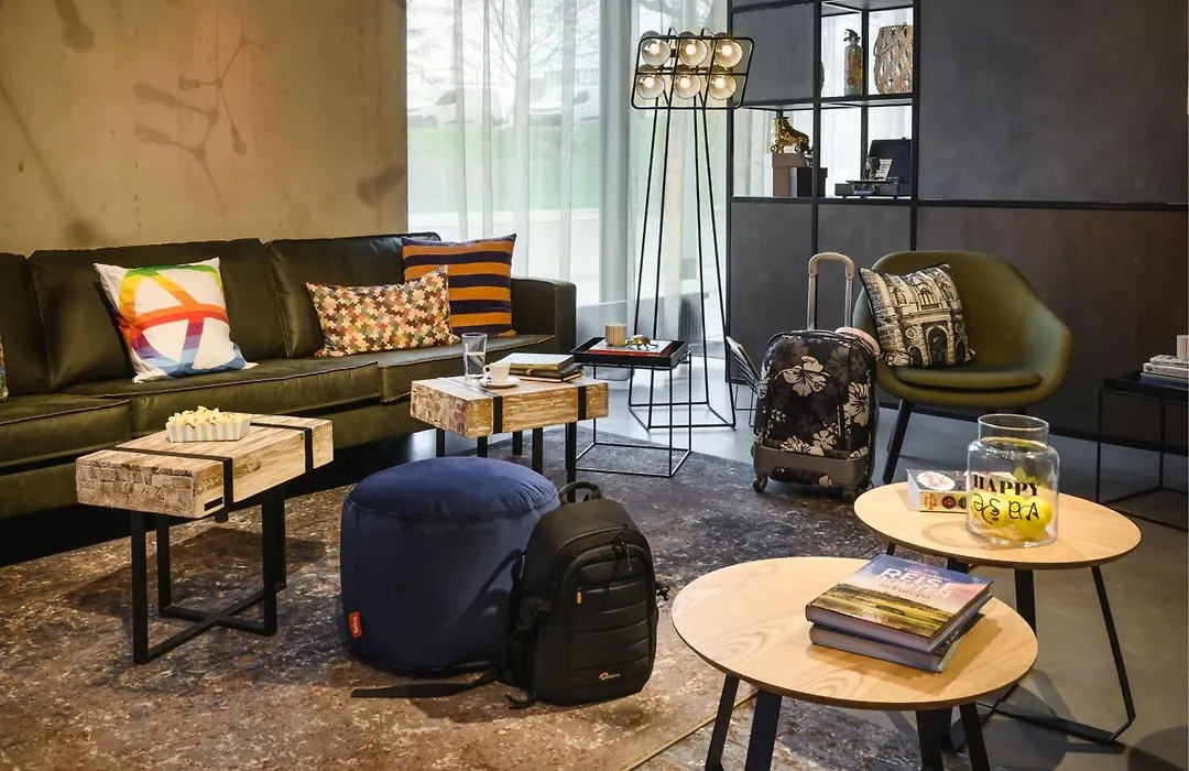 Moxy Dresden Neustadt-1