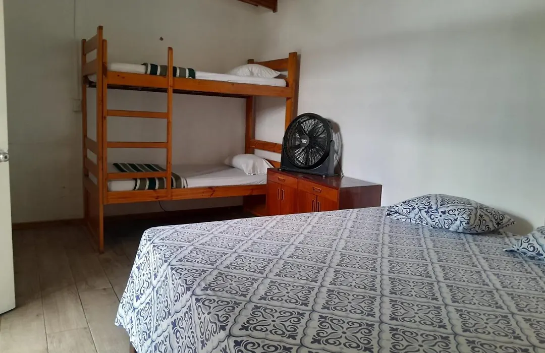 Gaudy'S Hostel-1