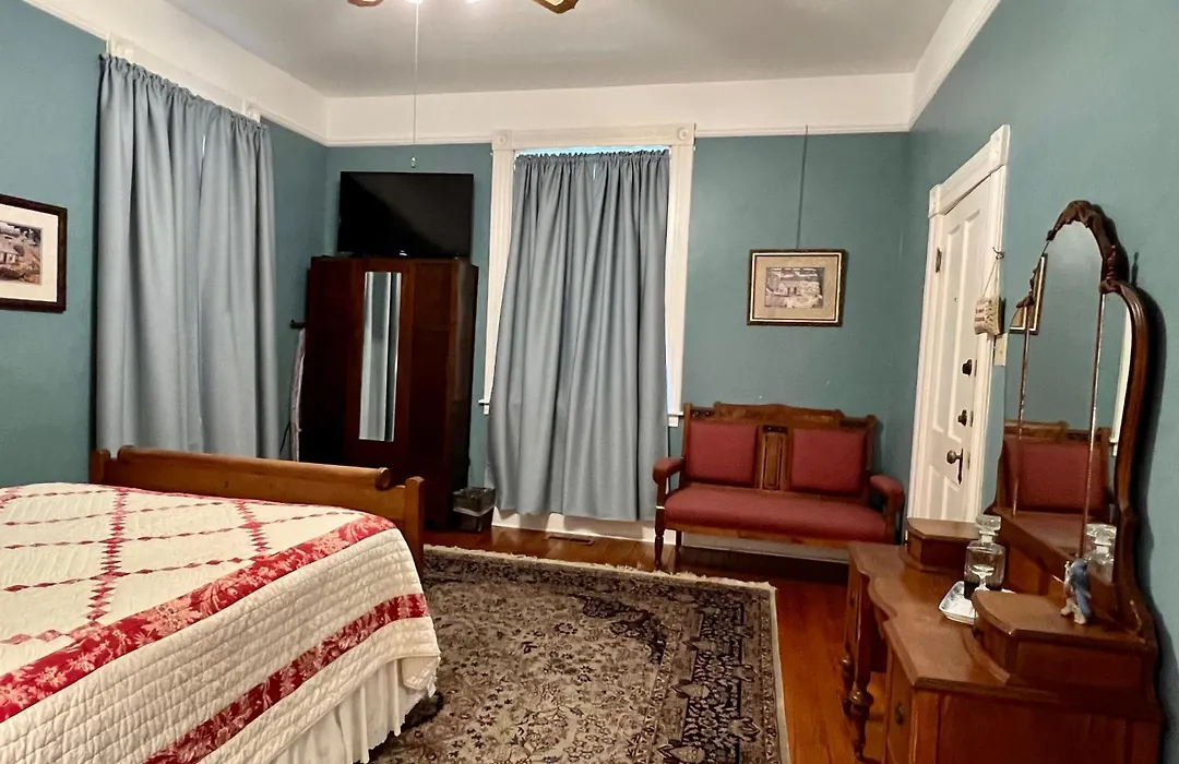 Brackenridge House Bed And Breakfast-1