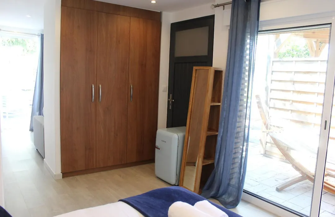 Les Suites d'Agosta-1