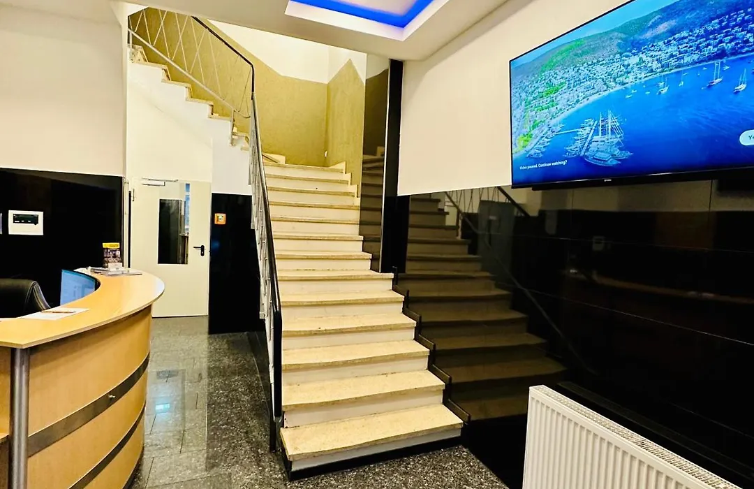 Hotel City Star-1
