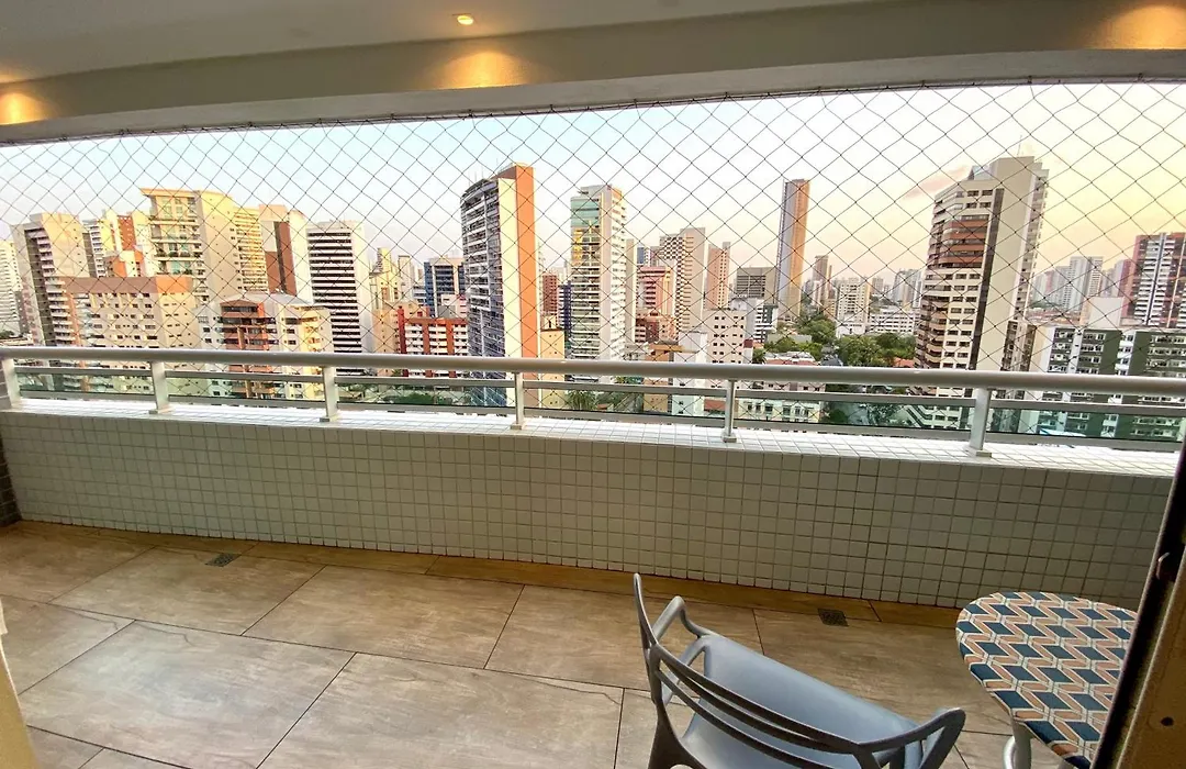 APARTAMENTO 17º Andar Beira Mar com 2 QUARTOS-1