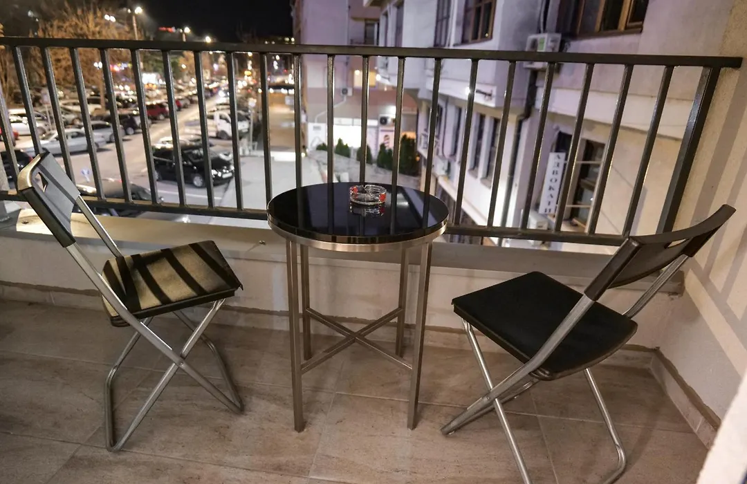 Hotel DOA-1