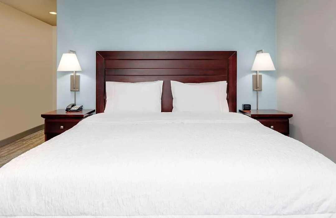 Hampton Inn & Suites Dallas-Arlington-South-1