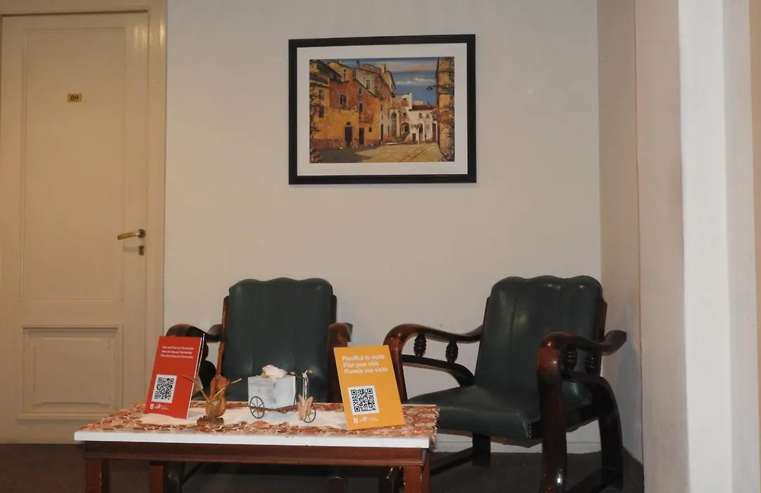 Hotel Ideal-1