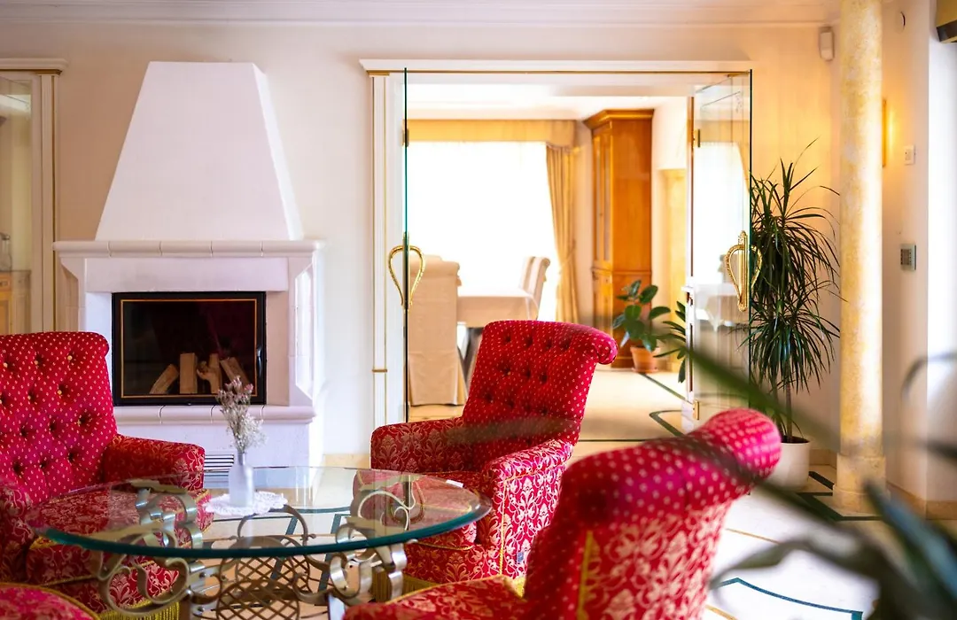 Das Land-Palais - Your Lovely Mountain Hideaway-1