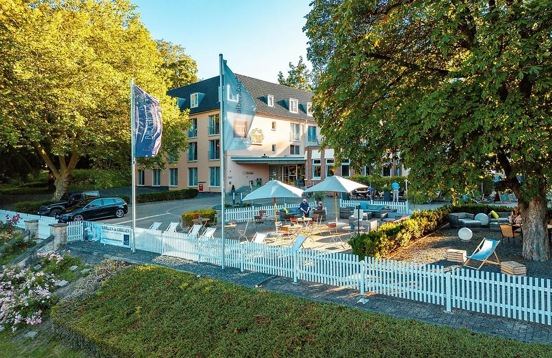 Parkhotel Berghoelzchen-1