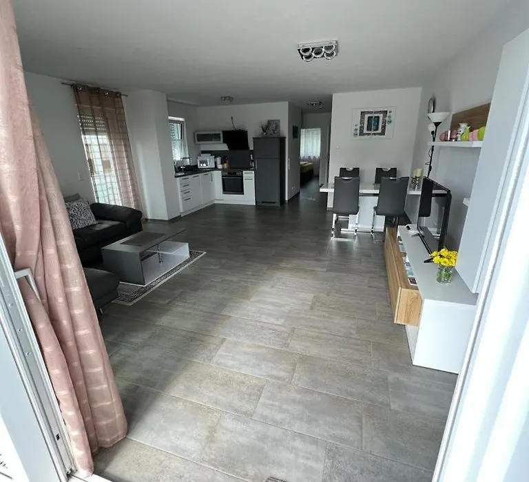 Seeblick Ferienwohnung Bodensee-1