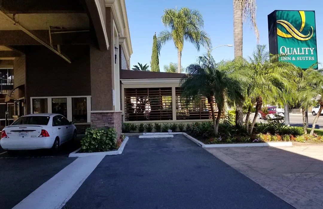 Quality Inn & Suites Anaheim Maingate-1