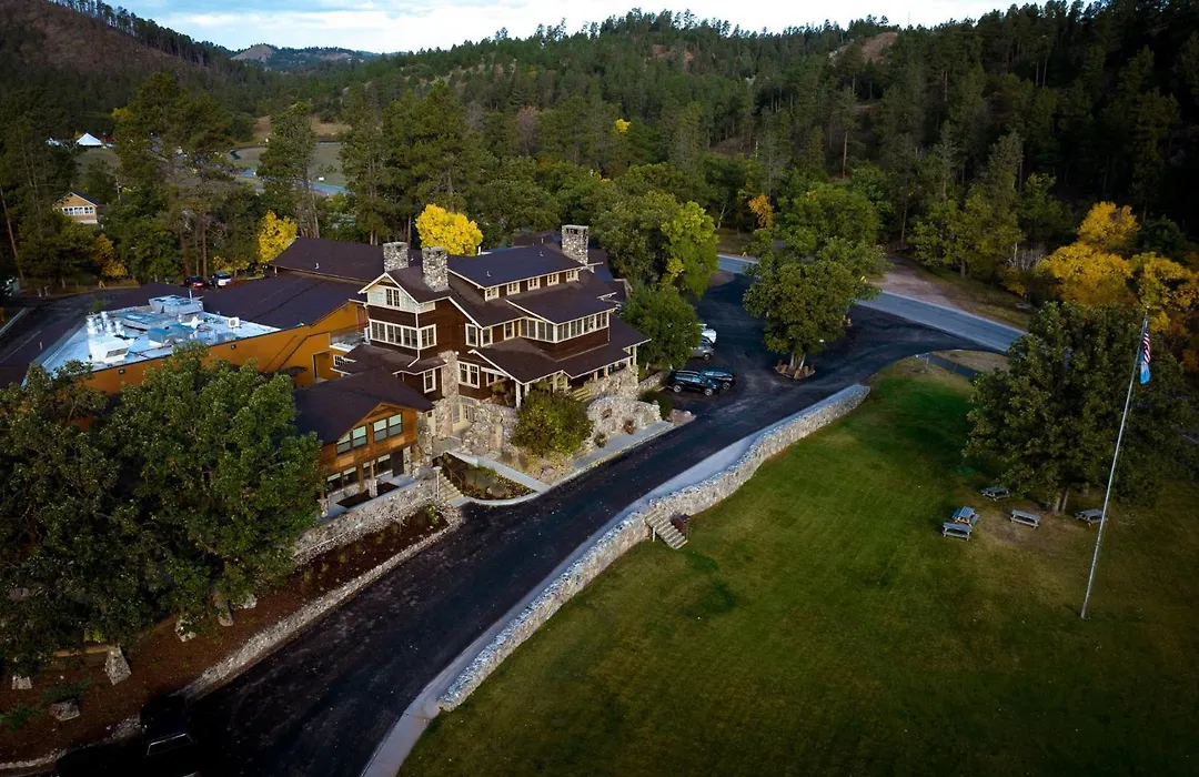 Creekside Lodge At Custer State Park Resort-1