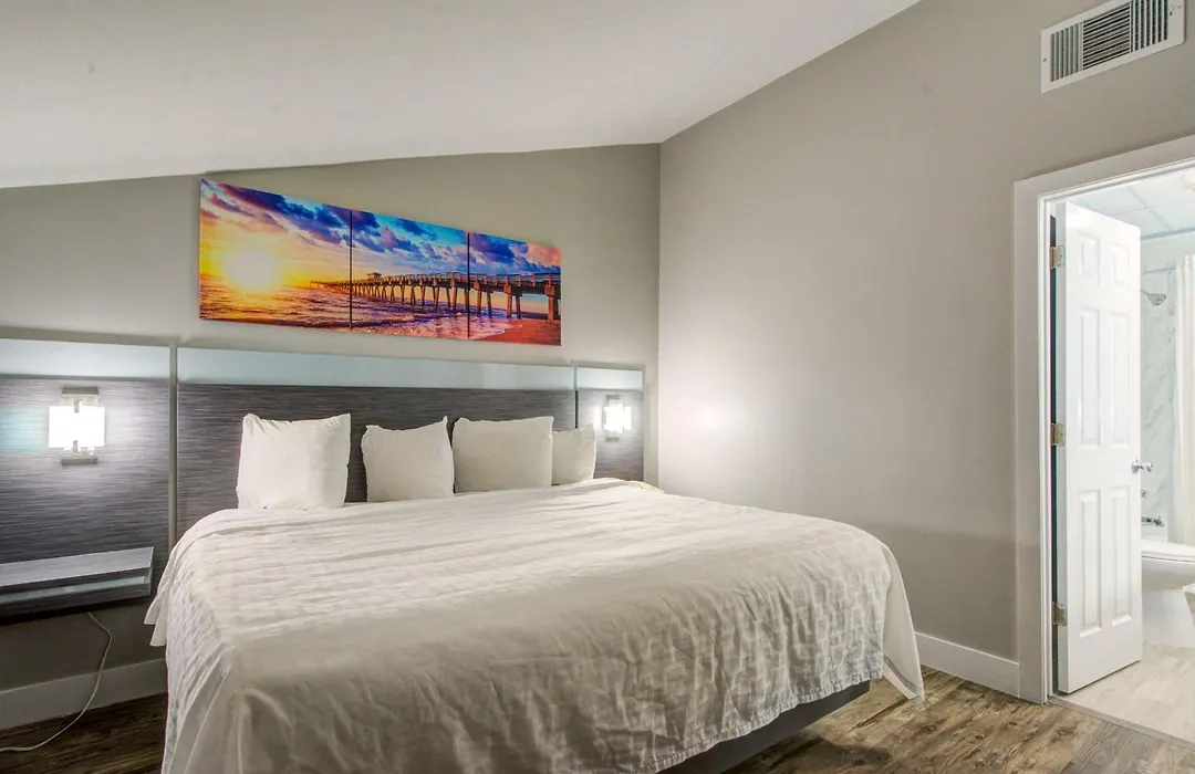 Clarion Pointe Tampa-Brandon Near Fairgrounds And Casino-1