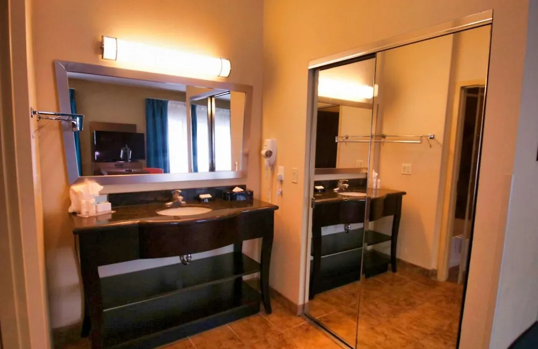 Hampton Inn & Suites Jacksonville Beach Boulevard/Mayo Clinic-1