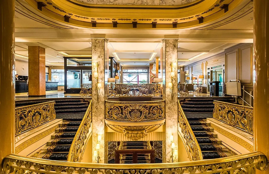 El Avenida Palace-1
