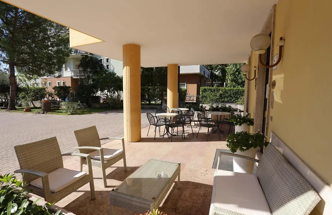 Hotel Roma-1