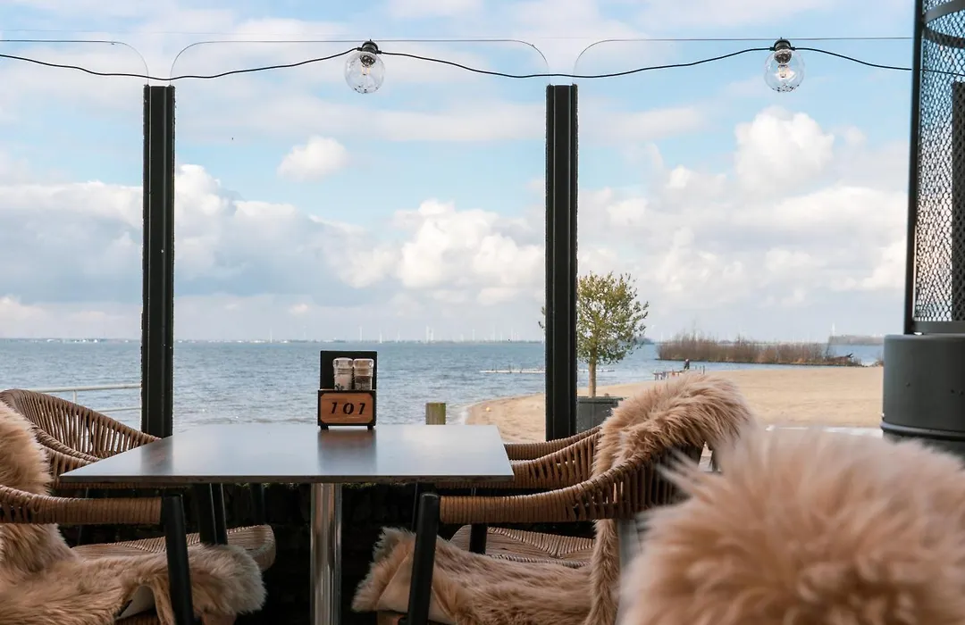 Restaurant & Hotel Monopole Harderwijk-1