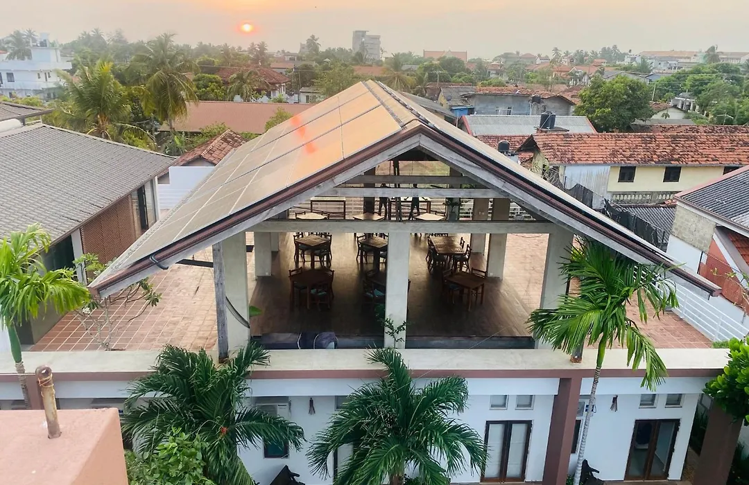 Hotel Cloud 9 Negombo-1