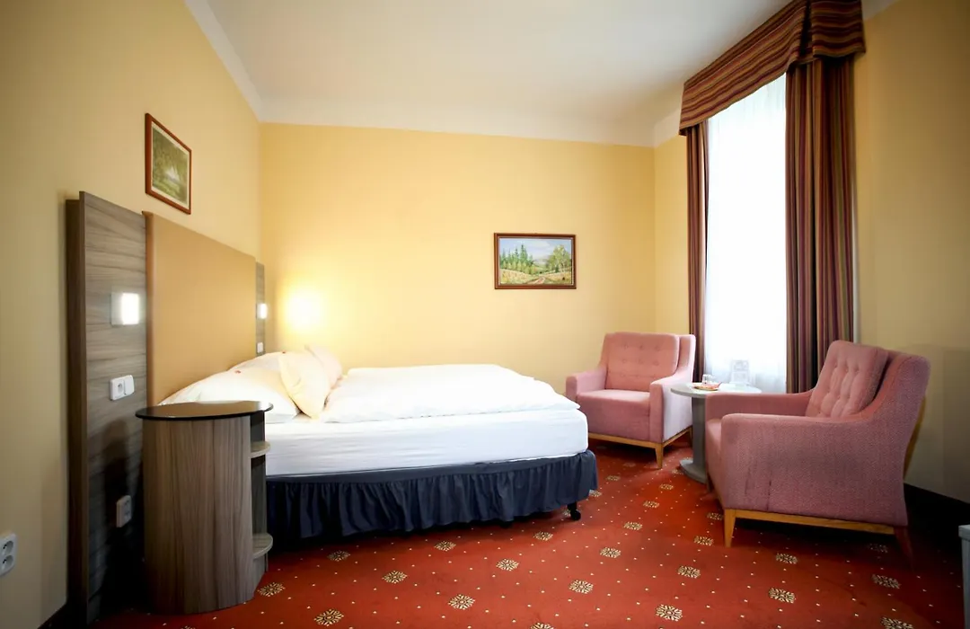 Hotel Paris-1