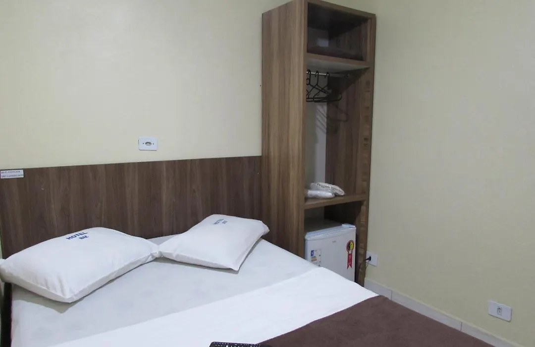 Hotel Biz a 8 minutos do Brás, a 15 minutos da 25 de março e a 8 minutos do Bom retiro-1