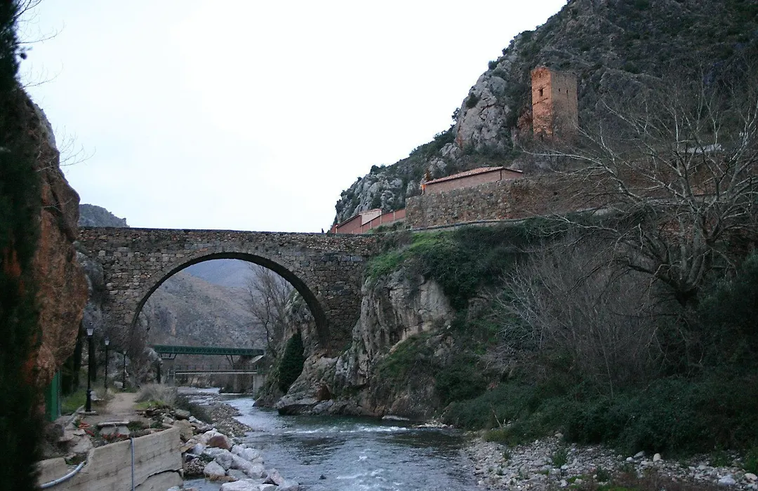 Casa Rural Las Pedrolas-1