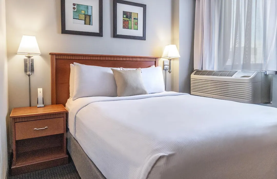 Hôtel Saint-Laurent Montréal-1