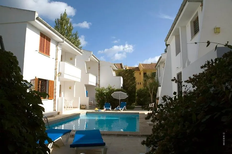 Apartamentos Leo-1