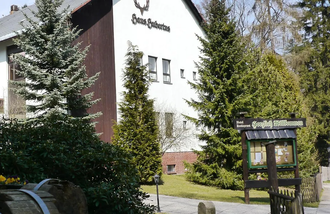 Naturparkhotel Haus Hubertus-1