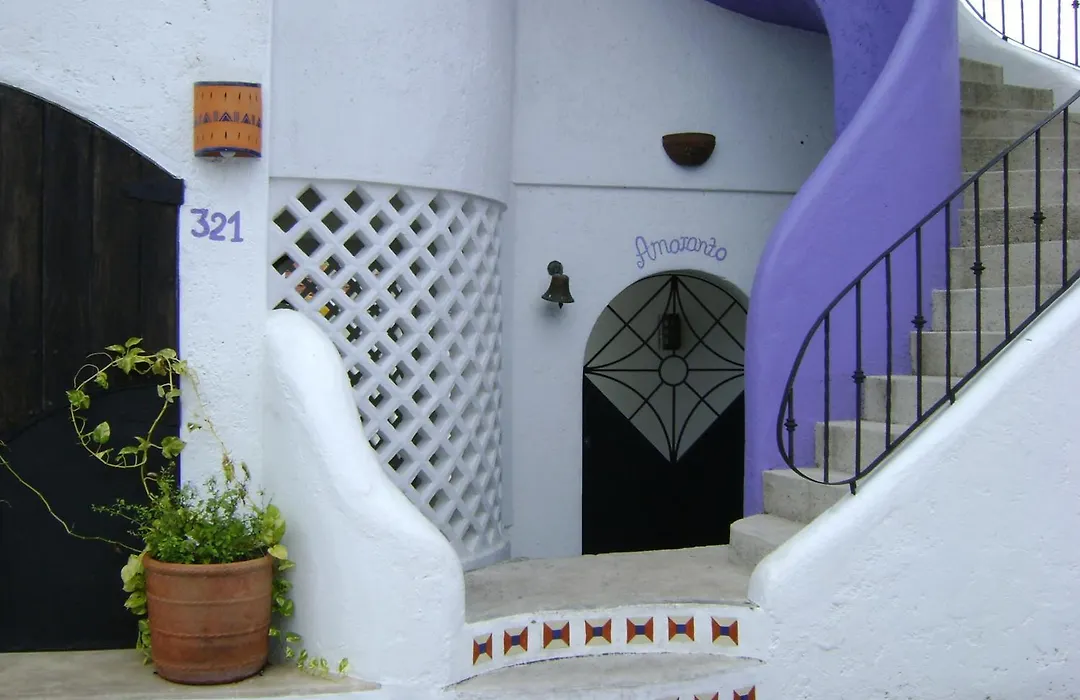 Amaranto Bed And Breakfast-1
