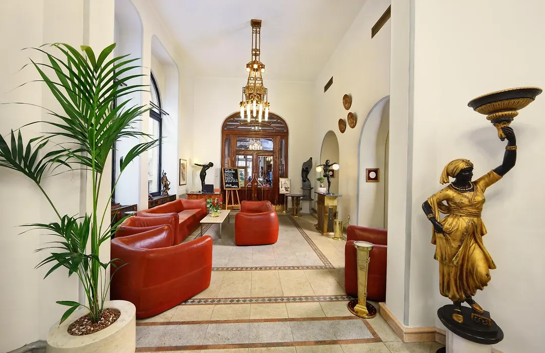 Hotel Paris Prague-1