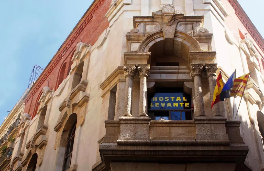 Hostal Levante Barcelona-1