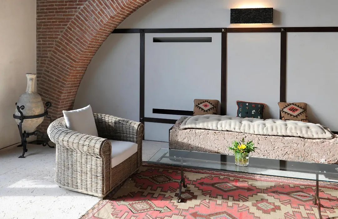 Delser Verona Manor House-1