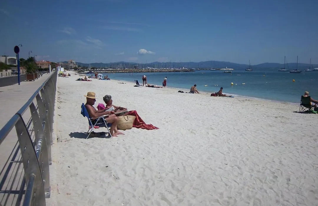 Hotel Le Calypso-1