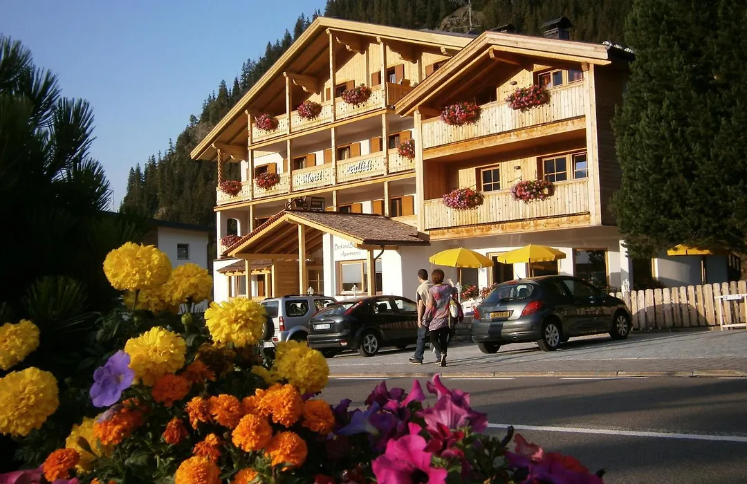 Monti Pallidi B&B Apartments-1