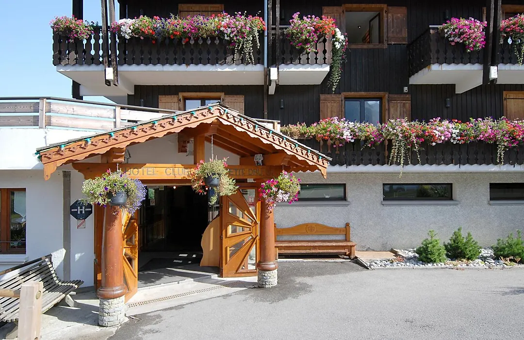 Hotel le Petit Dru-1