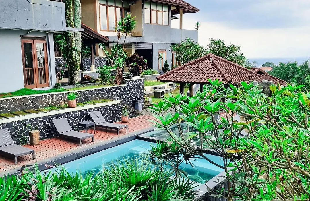 Dago Highland Resort-1