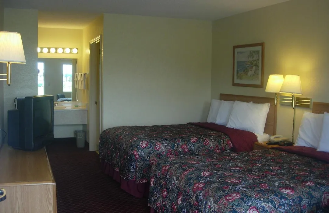 Western Inn & Suites-1