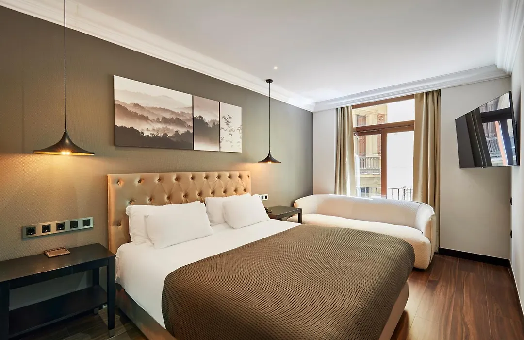 Hotel Cortes Rambla-1