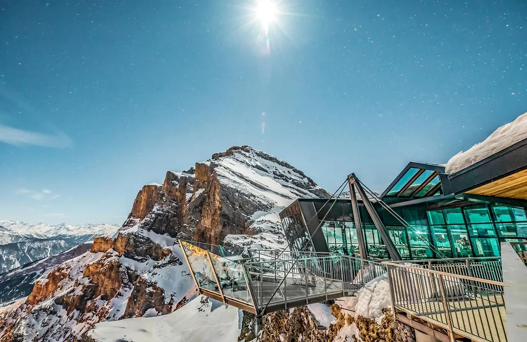 Hotel Alpenblick-Leukerbad-Therme-1
