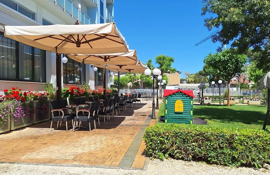 Hotel Massimo-1