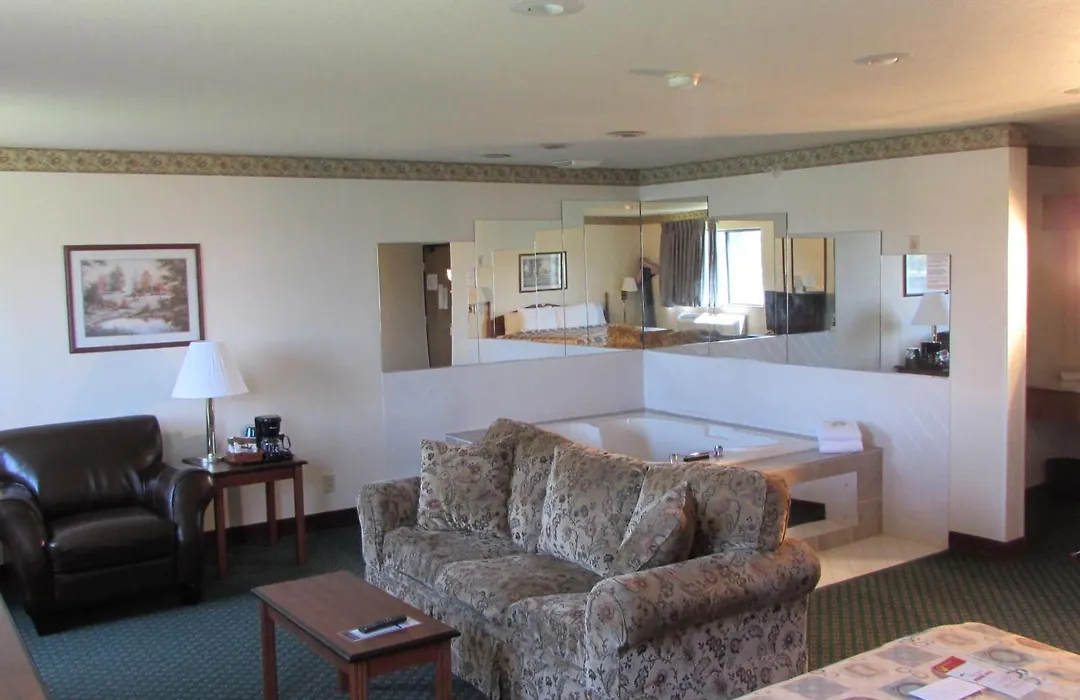 Super 8 By Wyndham Omaha Eppley Airport/Carter Lake-1