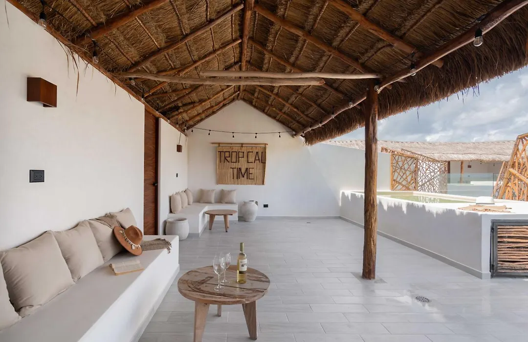 Jade Tulum-1